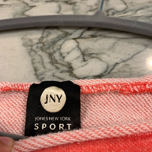 Pink studded pullover - Picture 3 of 4